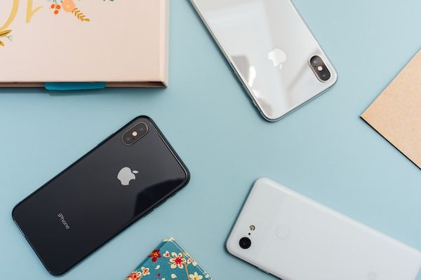 Smartphones and Cyber Crime